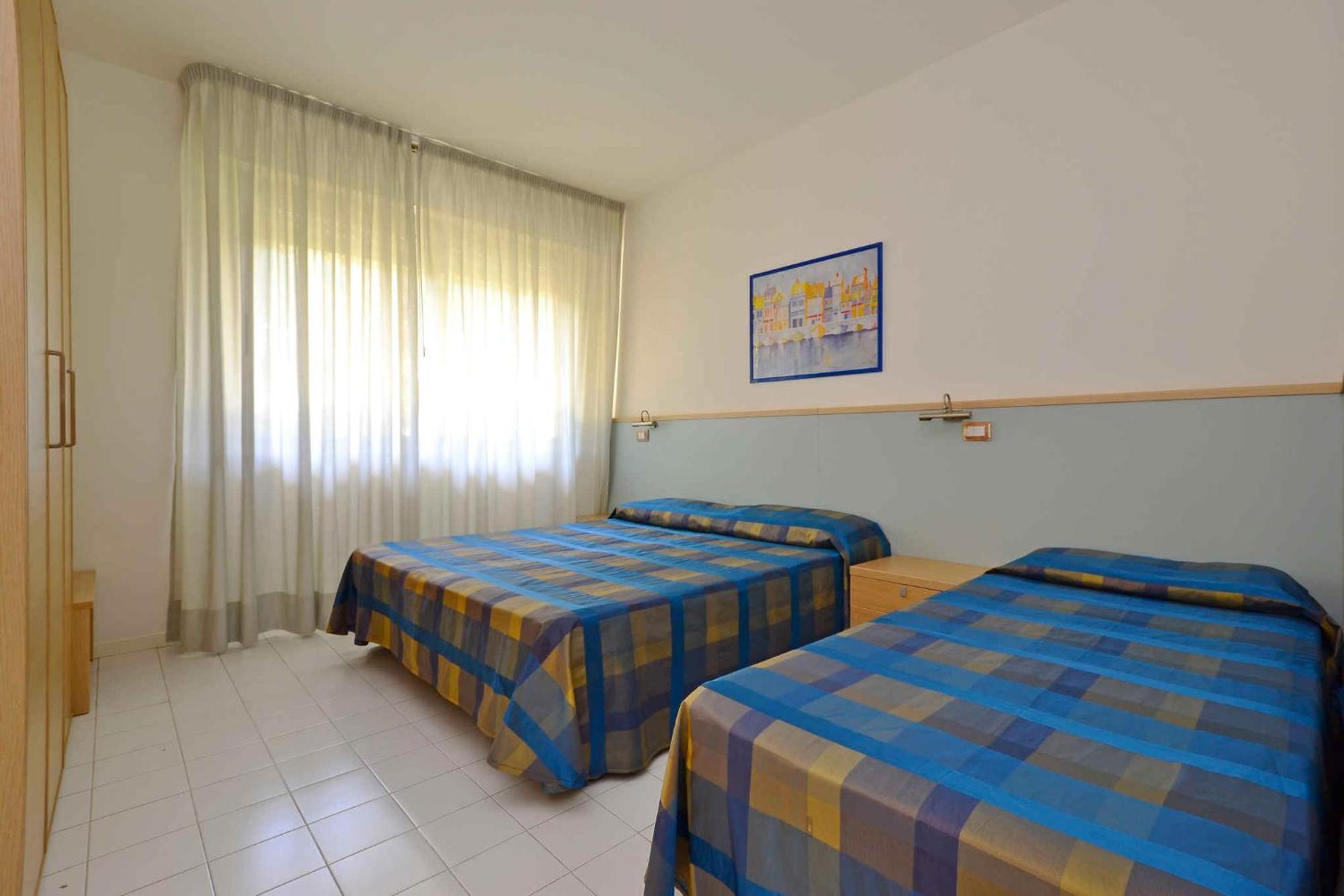 Apartment In Lignano 21597 *